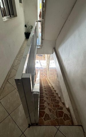 Casa à venda com 182m², 4 quartos e 2 vagas Casa à venda com 182m², 4 quartos e 2 vagasacesso