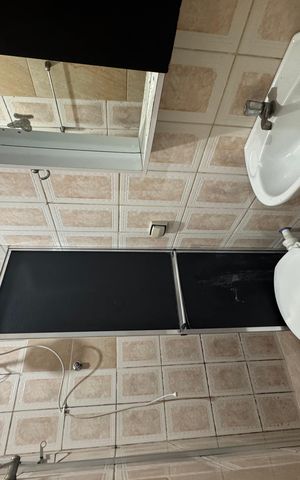 Casa à venda com 182m², 4 quartos e 2 vagas Casa à venda com 182m², 4 quartos e 2 vagasBanheiro 2 - Casa 3