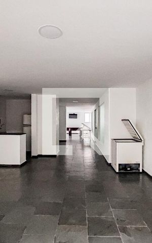 Apartamento à venda com 76m², 2 quartos e 1 vaga Apartamento à venda com 76m², 2 quartos e 1 vagaÁrea comum - Salão de festas