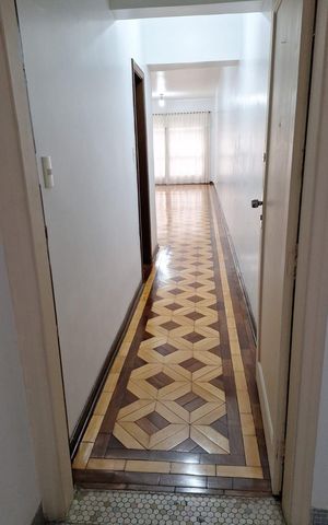 Apartamento à venda com 121m², 3 quartos e sem vaga Apartamento à venda com 121m², 3 quartos e sem vagaCorredor