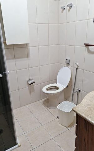 Apartamento à venda com 121m², 3 quartos e sem vaga Apartamento à venda com 121m², 3 quartos e sem vagaBanheiro