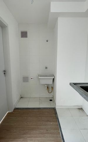 Apartamento à venda com 36m², 2 quartos e sem vaga Apartamento à venda com 36m², 2 quartos e sem vagaCozinha e Área de Serviço