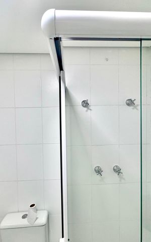 Apartamento para alugar com 58m², 2 quartos e 1 vaga Apartamento para alugar com 58m², 2 quartos e 1 vagaBanheiro 1