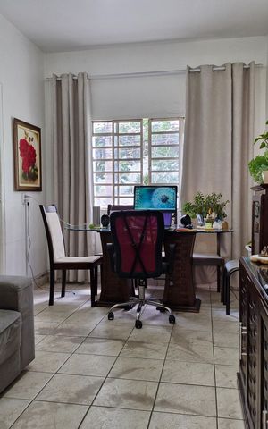 Casa à venda com 100m², 3 quartos e 1 vagaSala