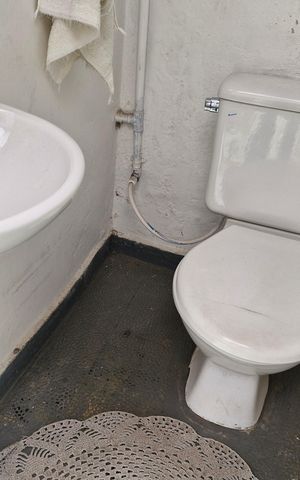 Casa à venda com 100m², 3 quartos e 1 vagaBanheiro