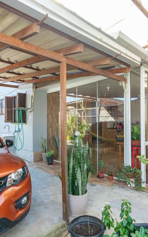 Casa à venda com 88m², 2 quartos e sem vaga