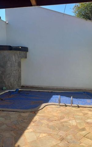 Casa para alugar com 239m², 4 quartos e 2 vagas Casa para alugar com 239m², 4 quartos e 2 vagasÁrea comum