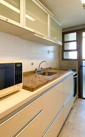 Apartamento para alugar com 86m², 2 quartos e 2 vagasCozinha
