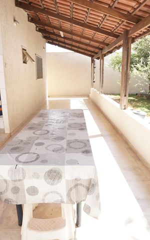 Casa à venda com 143m², 4 quartos e 3 vagas