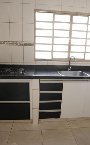 Casa à venda com 143m², 4 quartos e 3 vagas