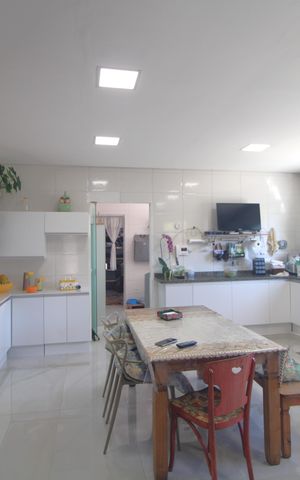 Casa à venda com 1000m², 4 quartos e 4 vagasCozinha