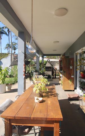 Casa à venda com 1000m², 4 quartos e 4 vagasVaranda