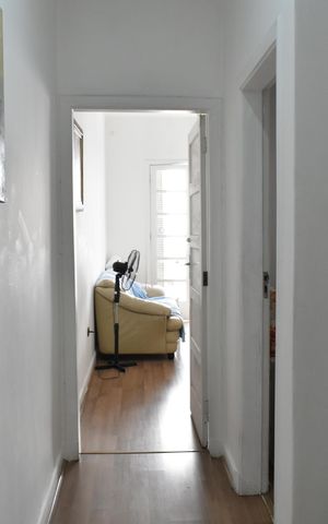 Casa à venda com 210m², 3 quartos e 1 vagaCorredor