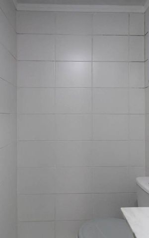 Apartamento à venda com 53m², 2 quartos e 1 vaga Apartamento à venda com 53m², 2 quartos e 1 vagaBanheiro