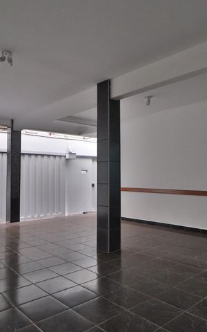 Casa para alugar com 300m², 9 quartos e 2 vagasGaragem