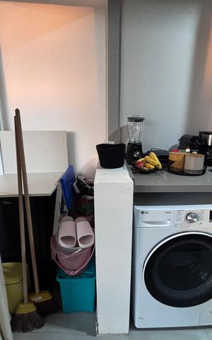 Apartamento à venda com 85m², 2 quartos e 1 vaga Apartamento à venda com 85m², 2 quartos e 1 vagaÁrea de Serviço