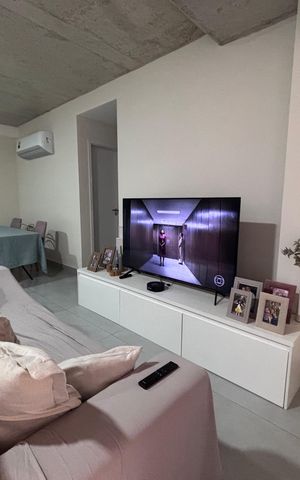 Apartamento à venda com 85m², 2 quartos e 1 vaga Apartamento à venda com 85m², 2 quartos e 1 vagaSala