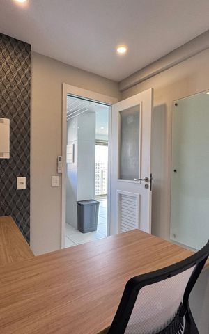 Apartamento à venda com 125m², 3 quartos e 2 vagas Apartamento à venda com 125m², 3 quartos e 2 vagasEscritório