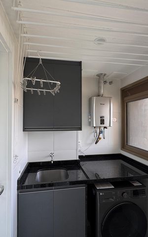 Apartamento à venda com 125m², 3 quartos e 2 vagas Apartamento à venda com 125m², 3 quartos e 2 vagasÁrea de Serviço