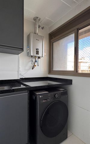 Apartamento à venda com 125m², 3 quartos e 2 vagas Apartamento à venda com 125m², 3 quartos e 2 vagasÁrea de Serviço