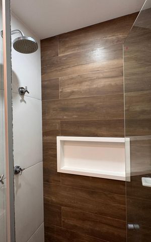 Apartamento à venda com 125m², 3 quartos e 2 vagas Apartamento à venda com 125m², 3 quartos e 2 vagasSuíte - Banheiro