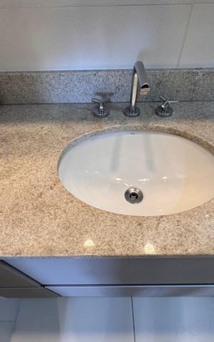 Apartamento à venda com 125m², 3 quartos e 2 vagas Apartamento à venda com 125m², 3 quartos e 2 vagasBanheiro Social