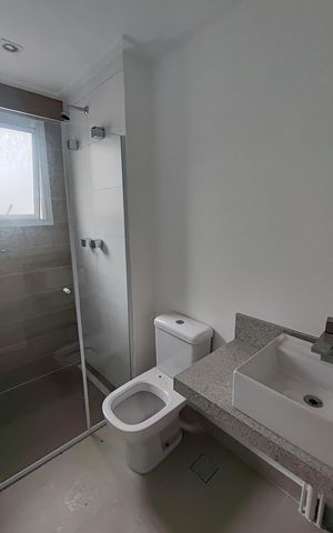 Apartamento à venda com 80m², 2 quartos e 2 vagas Apartamento à venda com 80m², 2 quartos e 2 vagasBanheiro