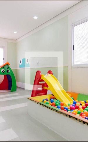Apartamento à venda com 64m², 3 quartos e 1 vaga Apartamento à venda com 64m², 3 quartos e 1 vagaÁrea comum - Brinquedoteca