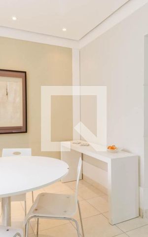 Apartamento à venda com 64m², 3 quartos e 1 vaga Apartamento à venda com 64m², 3 quartos e 1 vagaÁrea comum - Salão de festas