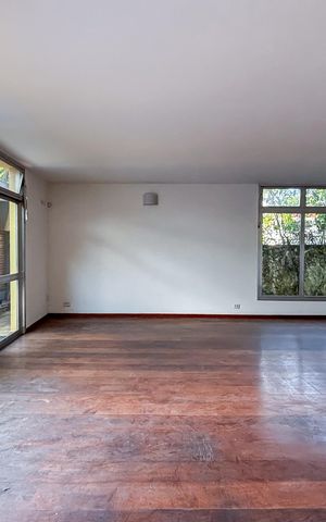 Casa para alugar com 625m², 4 quartos e 9 vagas