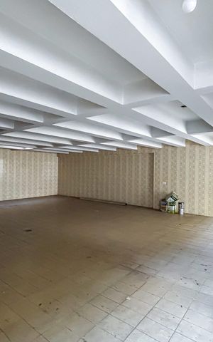 Casa para alugar com 625m², 4 quartos e 9 vagas