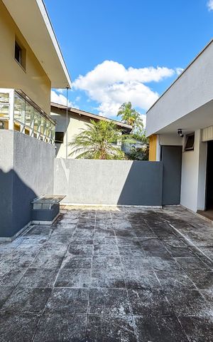 Casa para alugar com 625m², 4 quartos e 9 vagas