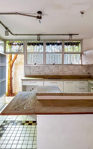 Casa para alugar com 625m², 4 quartos e 9 vagas