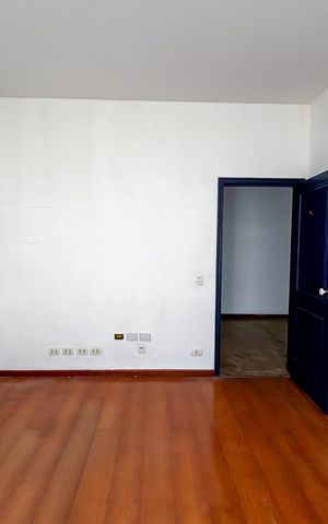 Casa para alugar com 625m², 4 quartos e 9 vagas