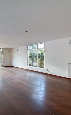 Casa para alugar com 625m², 4 quartos e 9 vagas