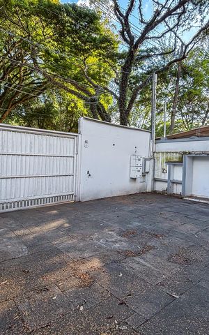 Casa para alugar com 625m², 4 quartos e 9 vagas