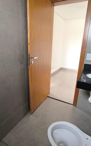 Apartamento para alugar com 68m², 2 quartos e 1 vaga Apartamento para alugar com 68m², 2 quartos e 1 vagaBanheiro do Quarto 1