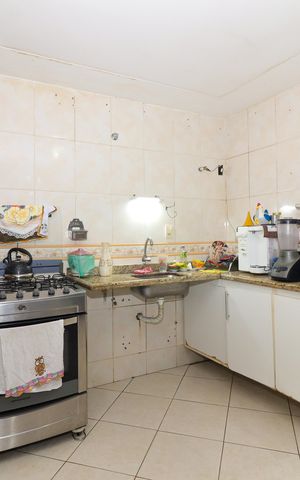 Casa de condomínio à venda com 280m², 3 quartos e 2 vagas Casa de condomínio à venda com 280m², 3 quartos e 2 vagasCozinha