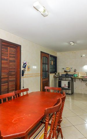 Casa de condomínio à venda com 280m², 3 quartos e 2 vagas Casa de condomínio à venda com 280m², 3 quartos e 2 vagasCozinha