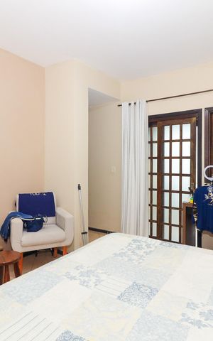 Casa de condomínio à venda com 280m², 3 quartos e 2 vagas Casa de condomínio à venda com 280m², 3 quartos e 2 vagasSuíte 1