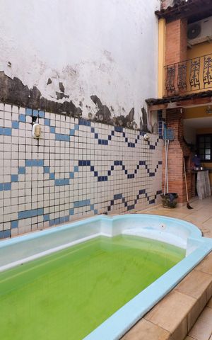 Casa de condomínio à venda com 280m², 3 quartos e 2 vagas Casa de condomínio à venda com 280m², 3 quartos e 2 vagasQuintal