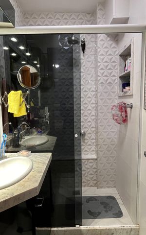 Apartamento à venda com 123m², 3 quartos e 1 vaga Apartamento à venda com 123m², 3 quartos e 1 vagaBanheiro da Suíte