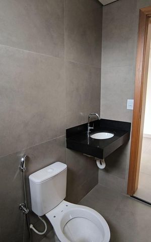 Apartamento para alugar com 68m², 2 quartos e 2 vagas Apartamento para alugar com 68m², 2 quartos e 2 vagasBanheiro do Quarto 2