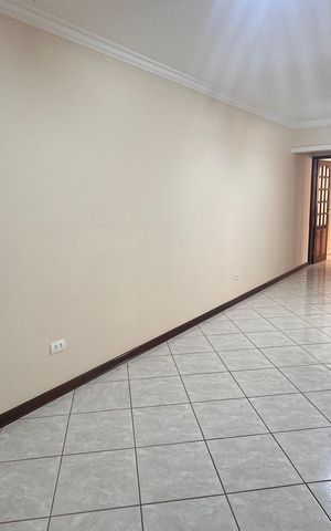 Casa à venda com 124m², 3 quartos e 2 vagas