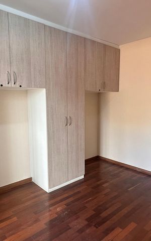 Casa à venda com 124m², 3 quartos e 2 vagas