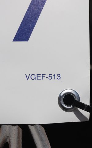 Casa à venda com 250m², 5 quartos e 3 vagasPlaquinha - Cód. VGEF-513