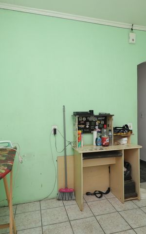 Casa à venda com 250m², 5 quartos e 3 vagasCasa 02 - Sala 2