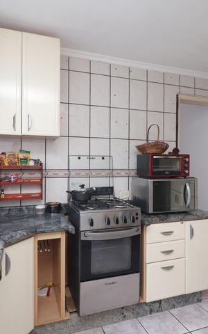 Casa à venda com 250m², 5 quartos e 3 vagasCasa 01 - Cozinha