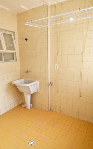 Apartamento para alugar com 75m², 2 quartos e sem vagaÁrea de Serviço