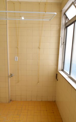 Apartamento para alugar com 75m², 2 quartos e sem vagaÁrea de Serviço
